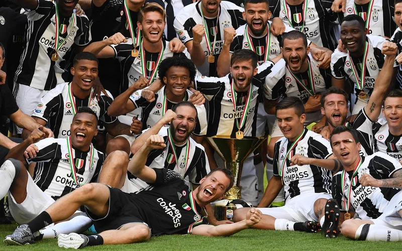 cau lac bo bong da juventus lich su thanh tich va nhung dau an noi bat