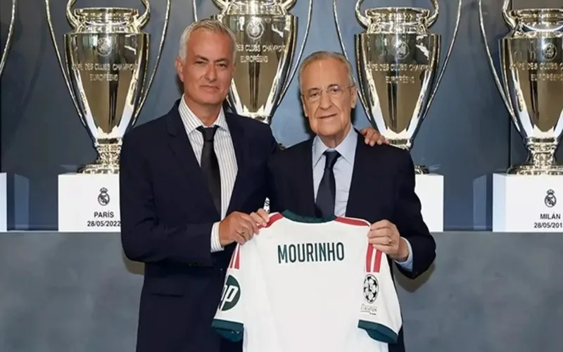 mourinho dang huan luyen doi nao cap nhat clb moi nhat