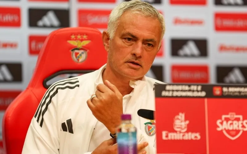 mourinho dang huan luyen doi nao cap nhat clb moi nhat